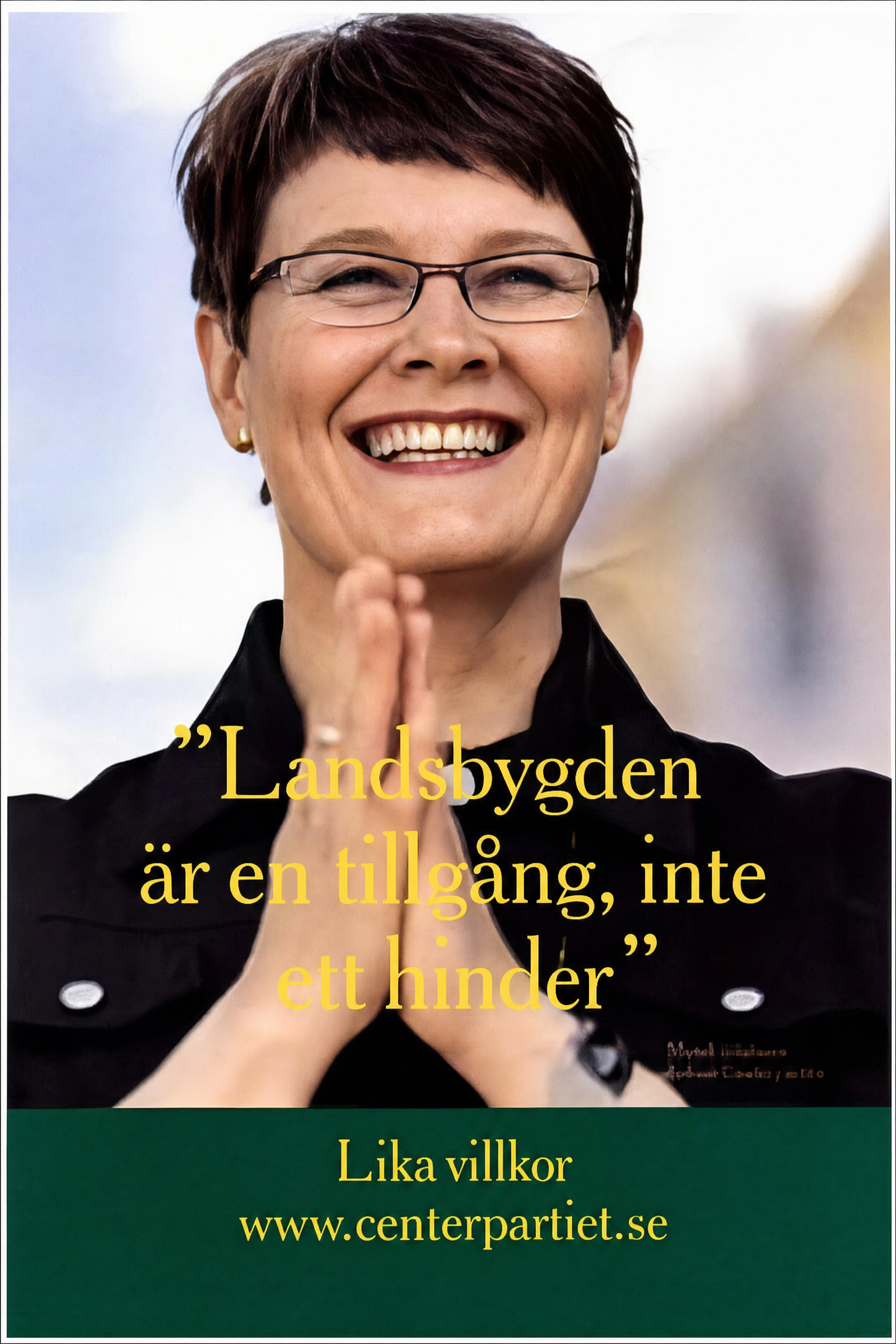 Valaffisch för Centerpartiet, 2002. ”Landsbygden är en tillgång, inte ett hinder”.